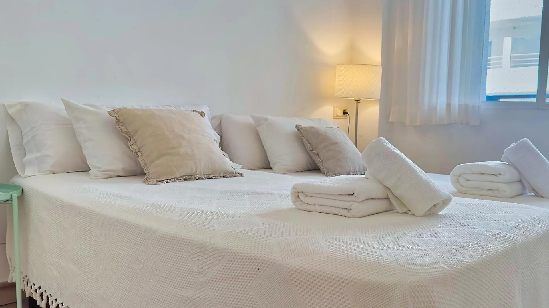 Skol 242 Excellent One Bedroom Apartment With Sea Views Marbella