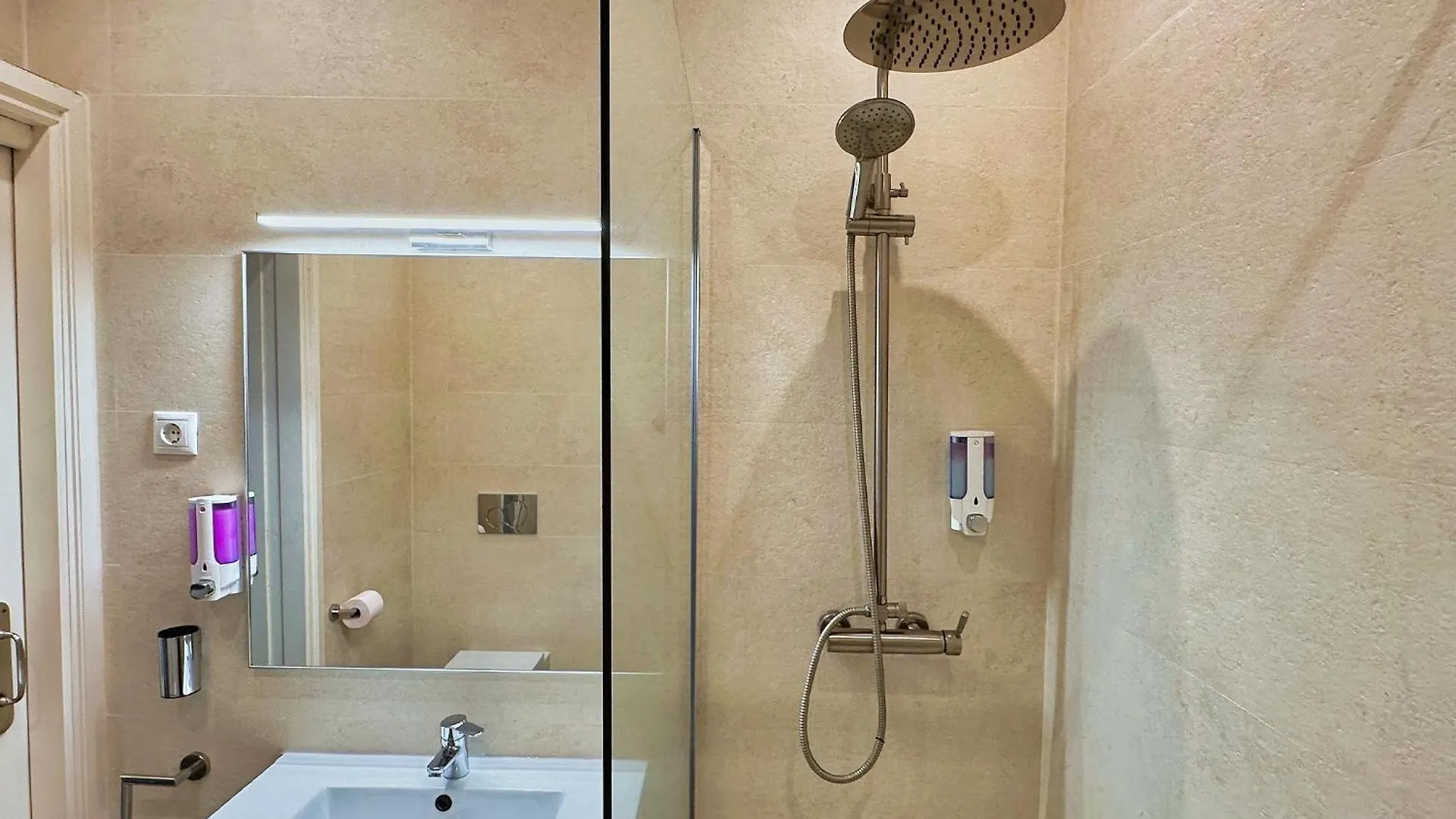 Skol 242 Excellent One Bedroom Apartment With Sea Views Marbellac 0*,